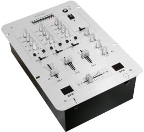 Table de mixage pour DJ 3 canaux avec galiseur individuel et compteur BMP, cliquez pour agrandir 