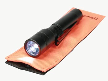 Lampe torche LED - noir - 0.5W / 26lm, cliquez pour agrandir 